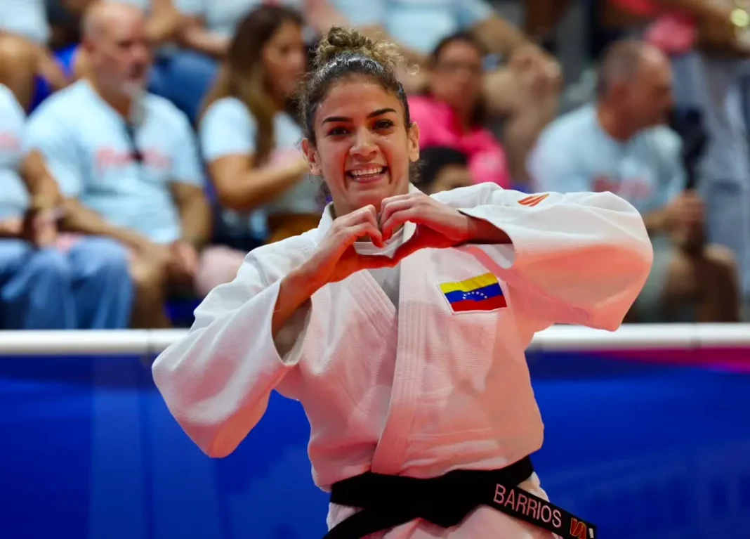JCC-2026: Venezolana Barrios gana oro al vencer a costarricense Awite; Colombia barre esquí acuático