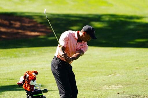 Tiger Woods deja seguidores en suspenso sobre su posible participación en Torneo de Golf en Georgia