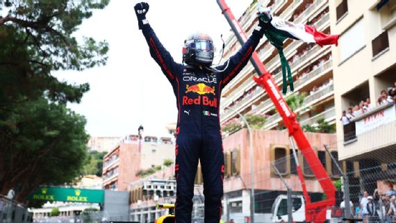 Piloto mexicano Sergio Pérez gana GP de Mónaco de Fórmula 1 en carrera llena de estrategias