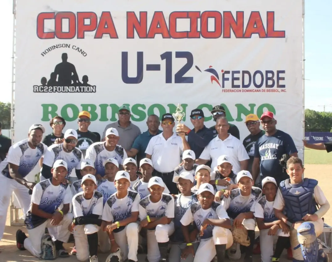 Provincia Peravia conquista Torneo Nacional de Béisbol U-12 Copa Robinson Canó en SPM
