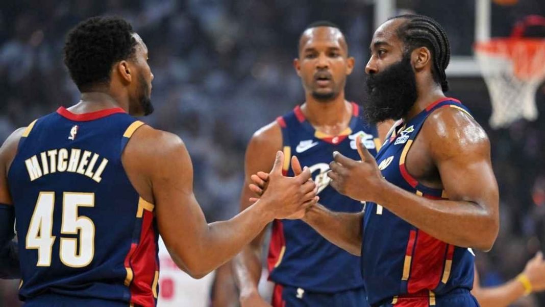 Mitchell iguala récord de NBA con 39 ptos. en 2da mitad y Cavaliers vencen a Pistons; serie 2-2 en Conferencia Este