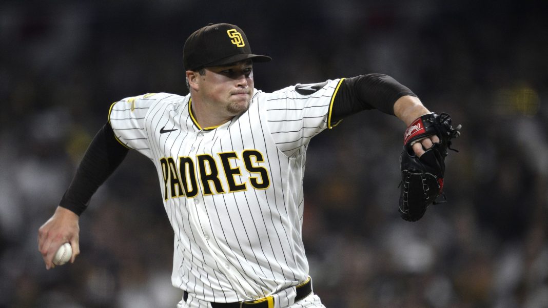 Mason Miller: Temido relevista de MLB; mezcla "endemoniado" slíder con bombazos en recta sobre 100 mph