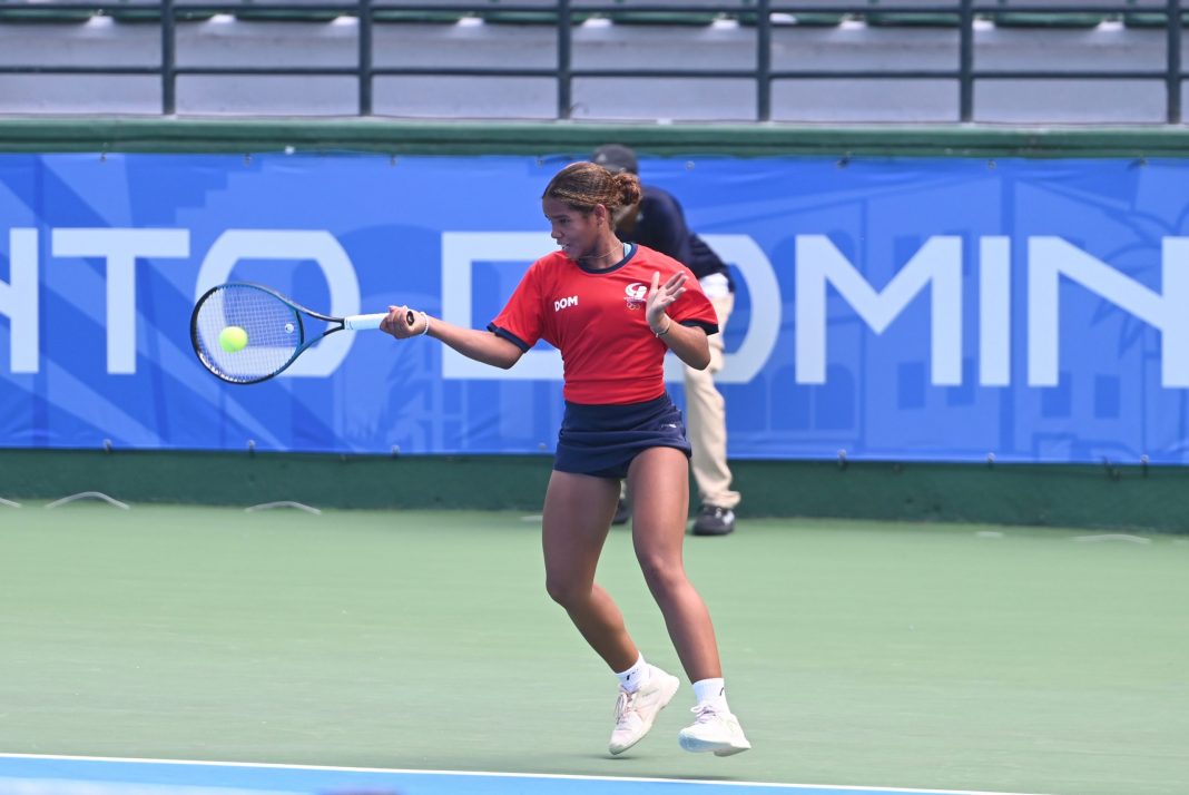 De la Cruz y Zamburek logran avanzar a segunda ronda en tenis de los JCC-Sto. Dgo. 2026