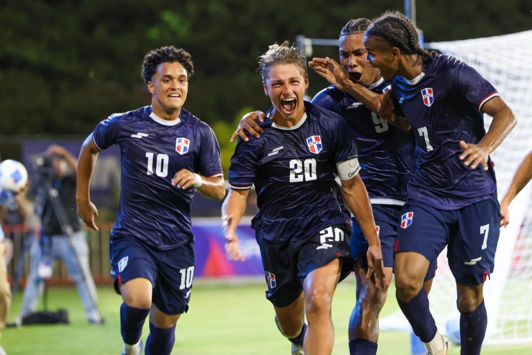 Selección masculina de fútbol de RD domina a Guamatela en JCC-2026