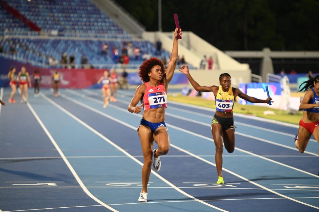 Rep. Dom. gana oro en relevo 4×100 femenino y rompe récord de JCC-2026