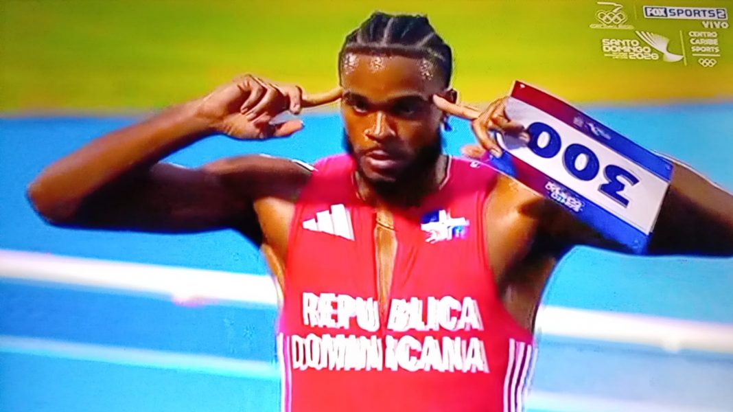 Gabriel Moronta gana oro en 400 mts. planos de los JCC-2026; también bajo lluvia