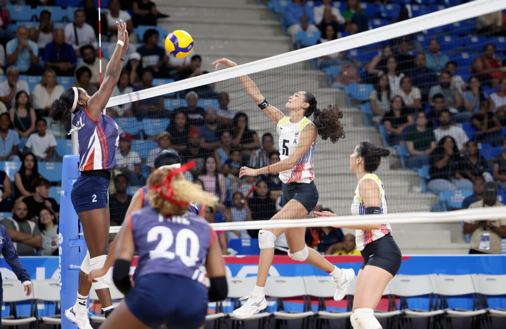 Cuba vence a Venezuela en reñidos sets y avanza a semifinales de voleibol de JCC-2026