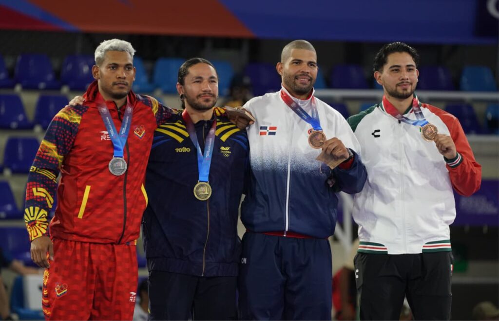Colombiano gana oro en karate JCC-2026; Dominicano obtiene bronce